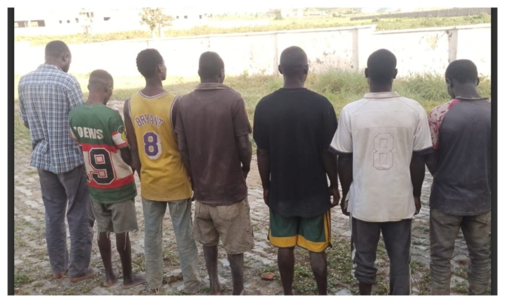 NSCDC intercepts truck with telecom mast, arrests 7 illegal miners in Niger
