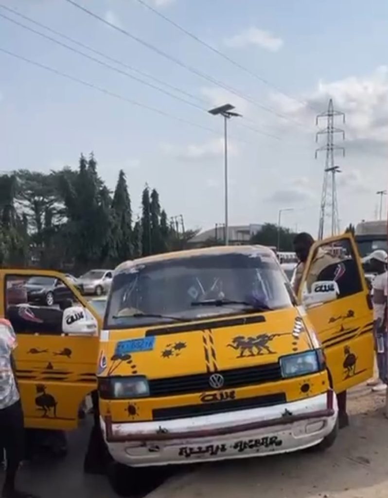 LASTMA officer stabbed as commercial bus driver resists arrest at Ojota