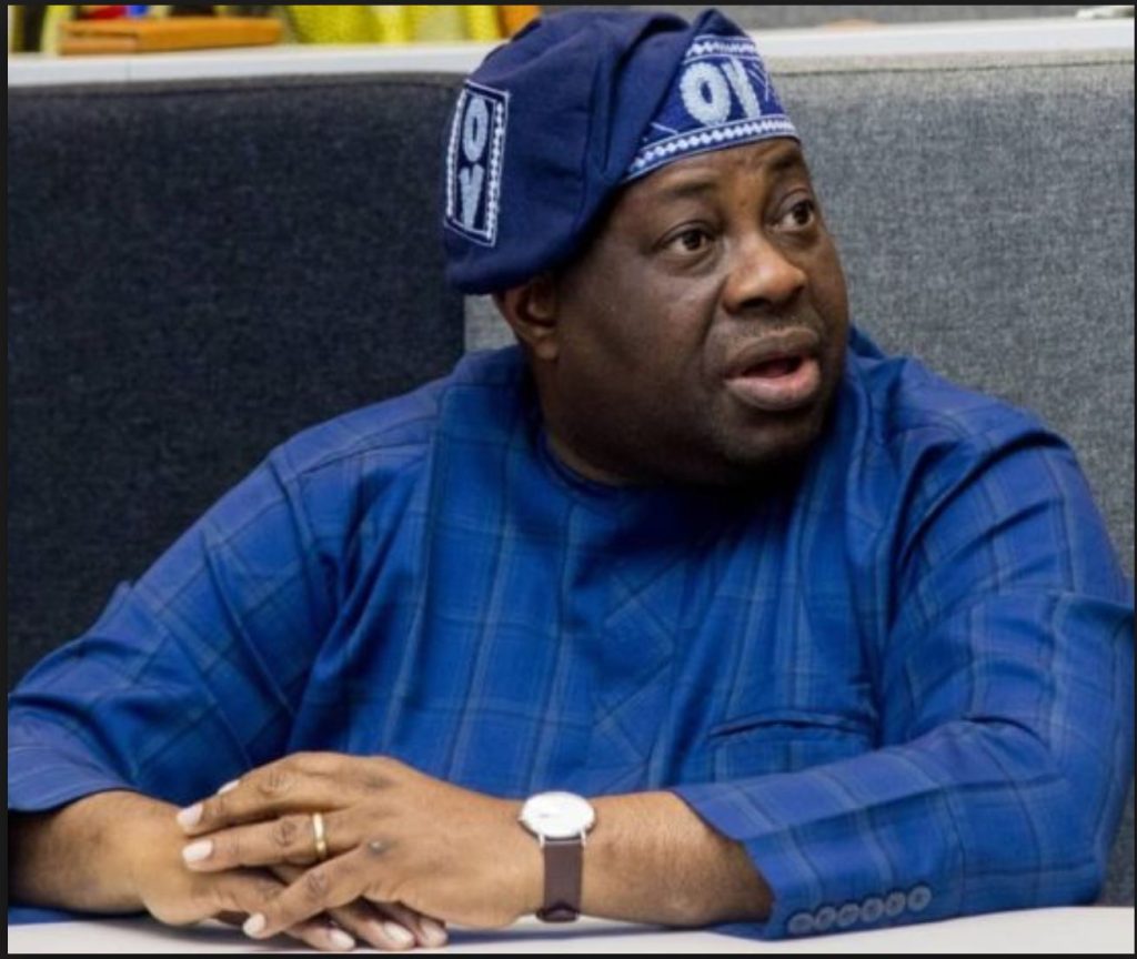 We’re in talks with Adeleke’s family to resolve Sophia, Davido custody dispute – Dele Momodu