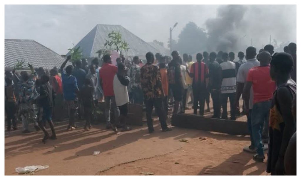 BREAKING: Benue: Agatu residents protest, demand exit of herdsmen ahead of farming season
