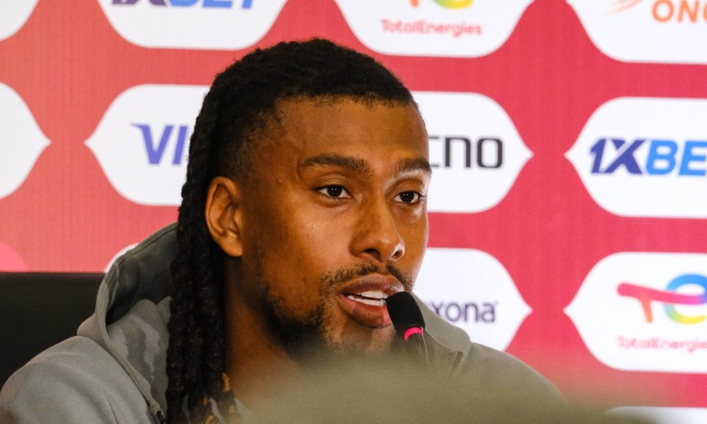 ‘You book your flights, no NEPA’ – Iwobi shares differences between playing for England, Nigeria