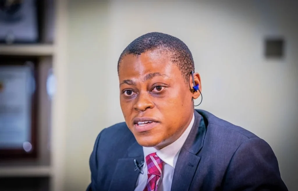 2027: They’ll lead you astray – Oseni Rufai advises Jonathan against contesting